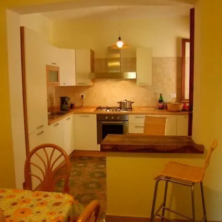 Holiday home Fronte Mare Torre delle Stelle